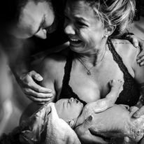 fonte: Nicol Bonet Birthing Stories